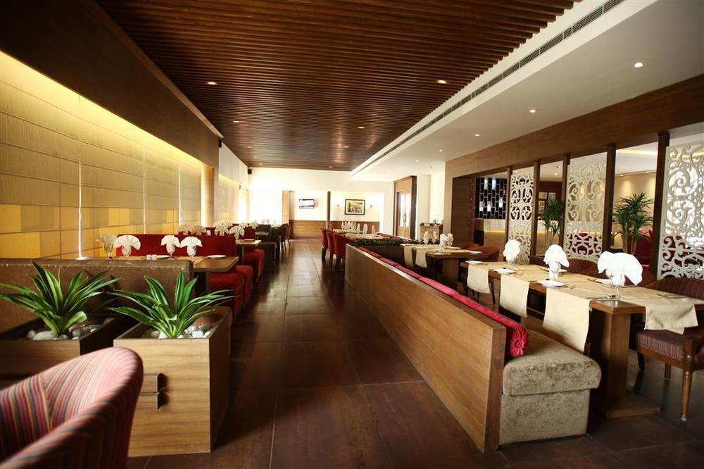 Best Western Country Woods Ambāla Restaurant photo