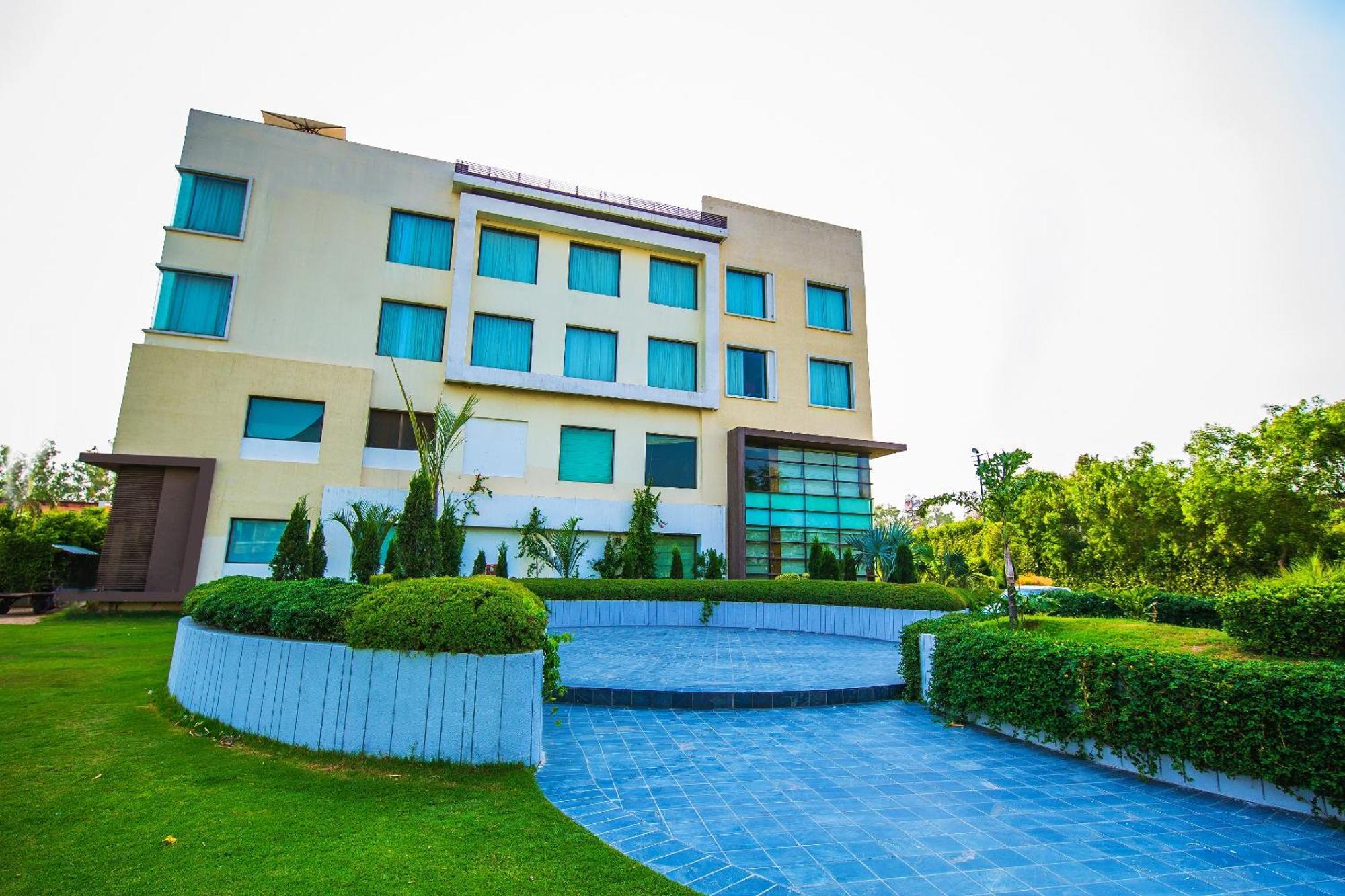 Best Western Country Woods Ambāla Exterior photo
